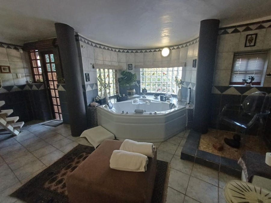 3 Bedroom Property for Sale in Kosmos North West